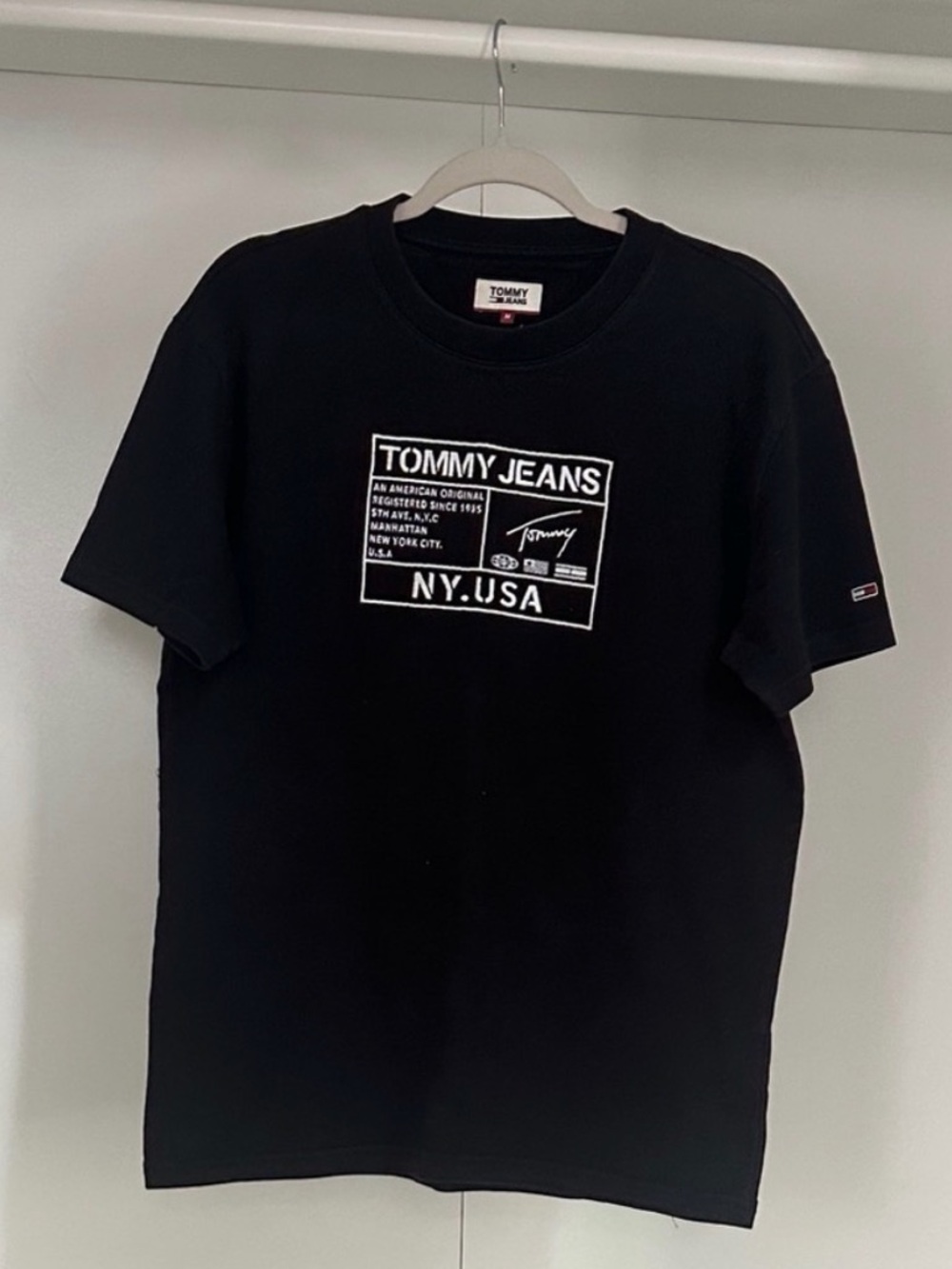 Tommy Hilfiger Black Graphic Logo Short Sleeve Tee
